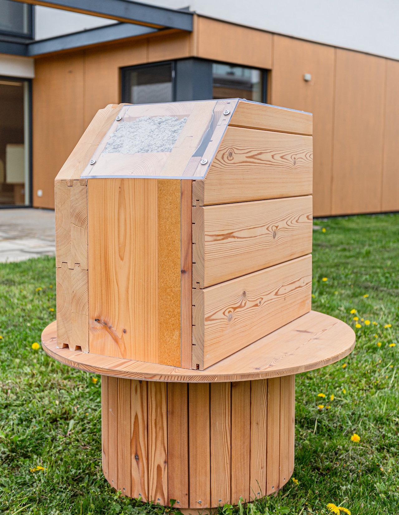 Querschnitt Wandaufbau Holzblockbau